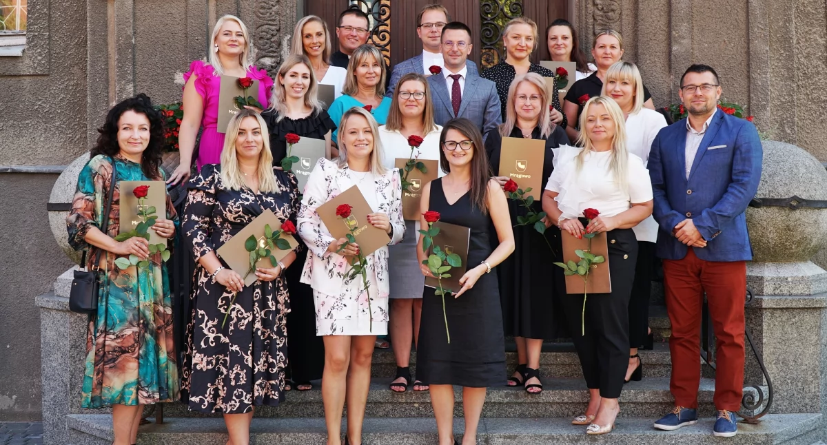 17 nauczycieli z Mrągowa odebrało akty nadania stopnia awansu zawodowego