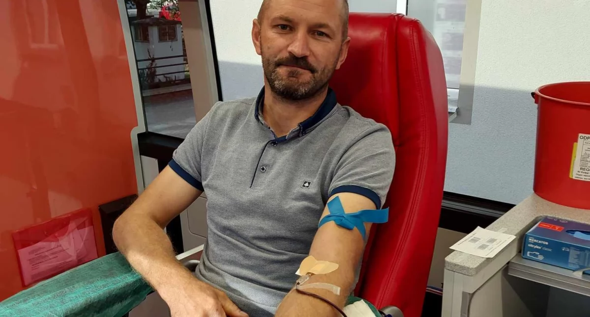 Ogromne serca honorowych dawców krwi z Mrągowa. Tak niewiele brakuje im do 200 litrów oddanej krwi!