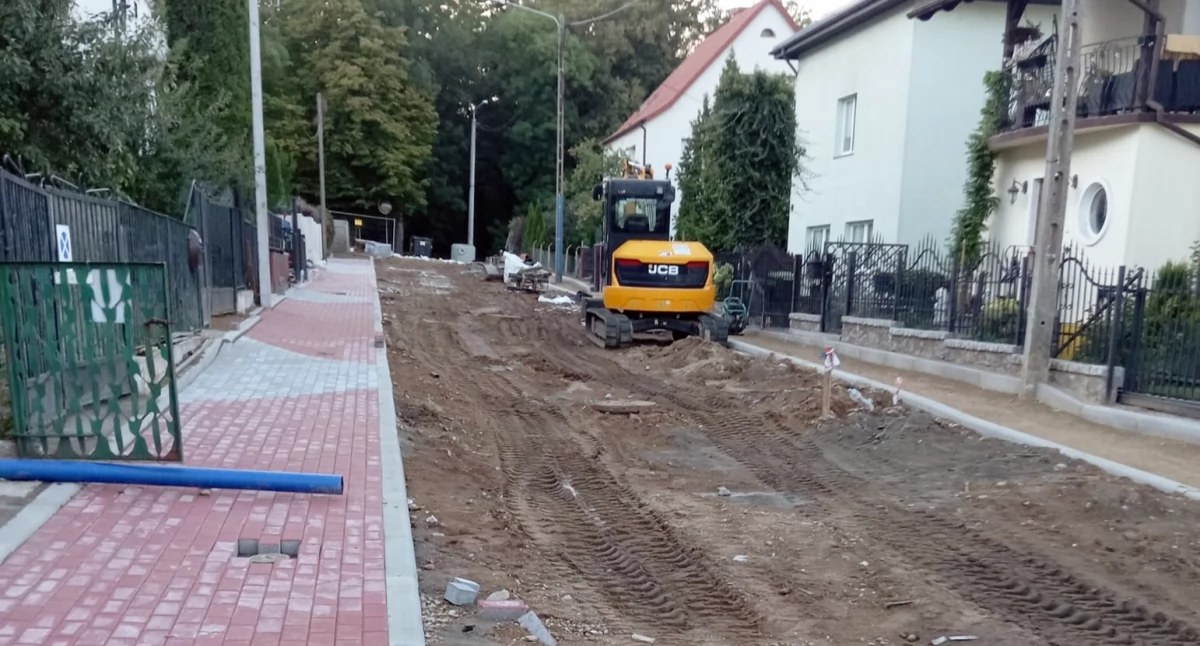 Wstrzymano prace przy modernizacji ulicy Konopnickiej w Mrągowie