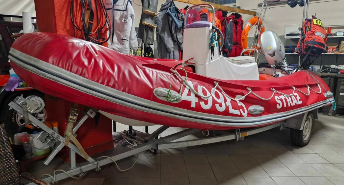 Pomóżmy strażakom z Mikołajek uratować ponton ratunkowy!