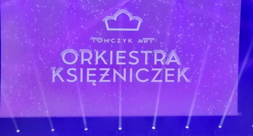  W blasku i na nutę Orkiestry Księżniczek