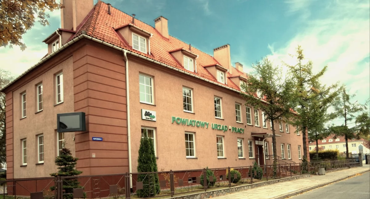 Aktualne oferty pracy w Mrągowie: Jakie wymagania stawiają pracodawcy?