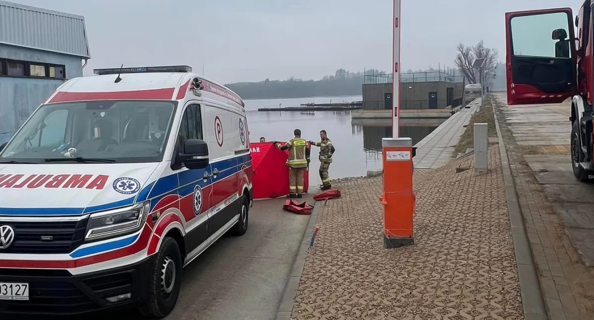 Tragedia w Mikołajkach – mimo reanimacji, życia mężczyzny nie udało się uratować