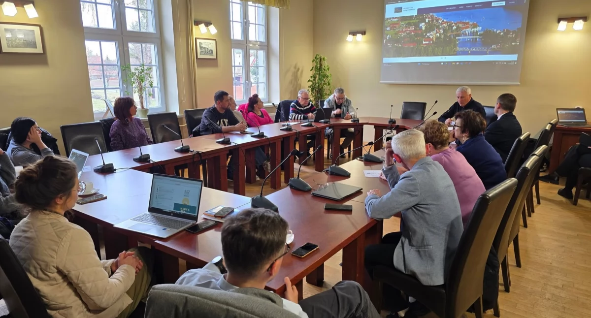 Mikołajska Karta Mieszkańca. Nowy program zniżek i korzyści dla lokalnej społeczności