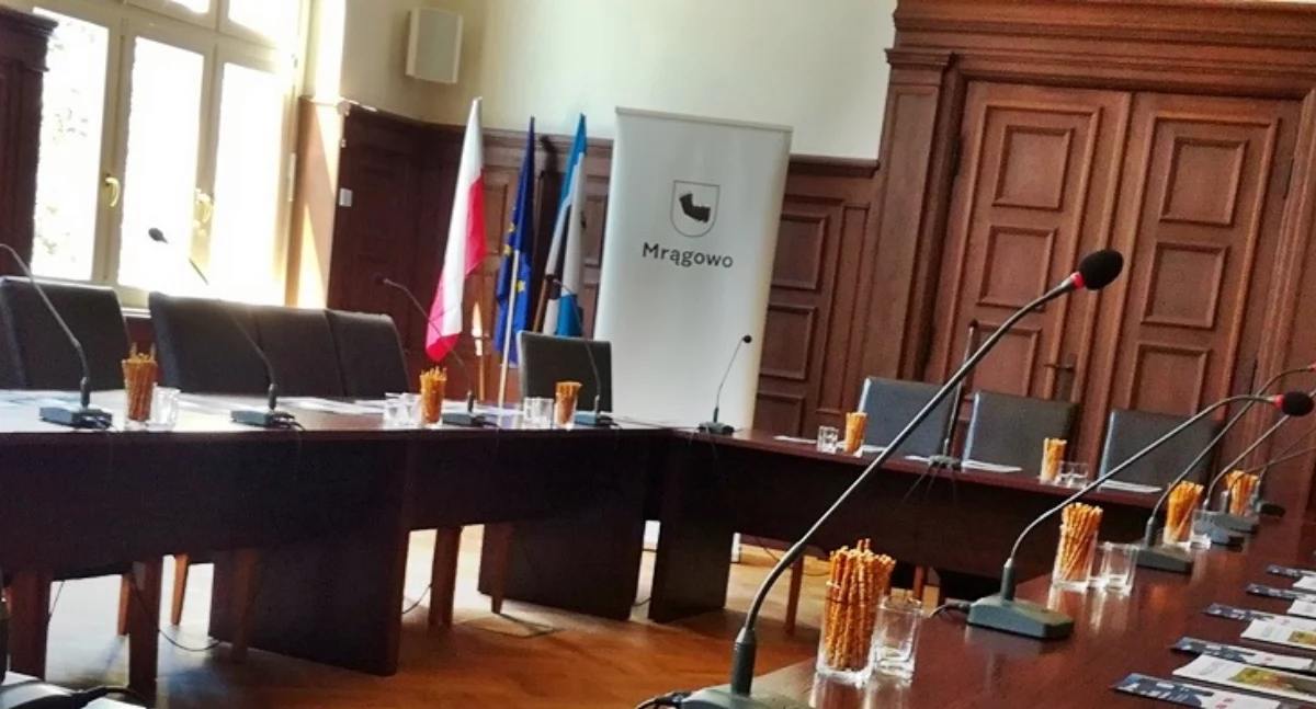 XI sesja Rady Miejskiej w Mrągowie – ważne tematy na czwartkowym posiedzeniu