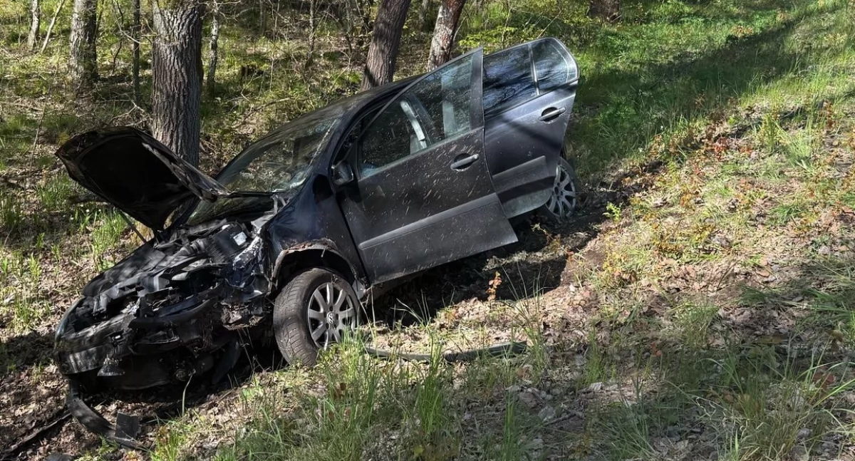Nieodpowiedzialny kierowca w gminie Sorkwity zakończył majówkę w rowie