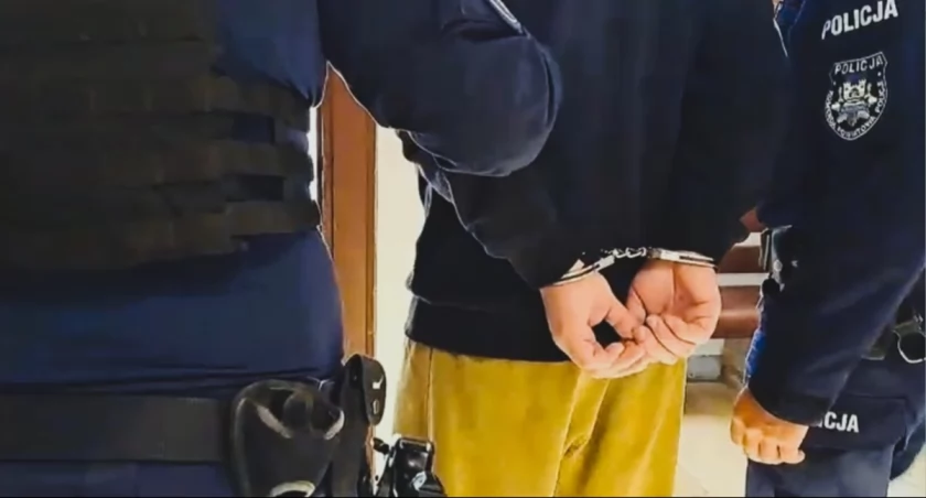 Mieszkaniec powiatu mrągowskiego stracił kilkaset tysiący. Oszust podszywał się pod pracownika grupy bukmacherskiej