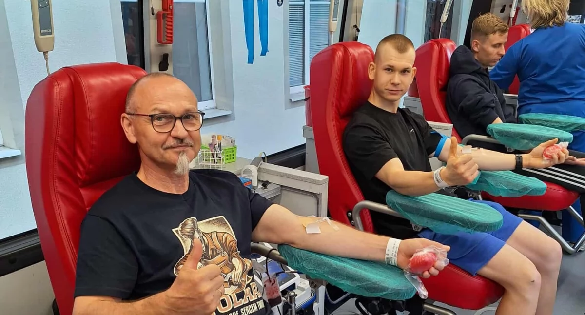 Honorowi dawcy z Mrągowa nie zawodzą – oddali już prawie 180 litrów w tym roku