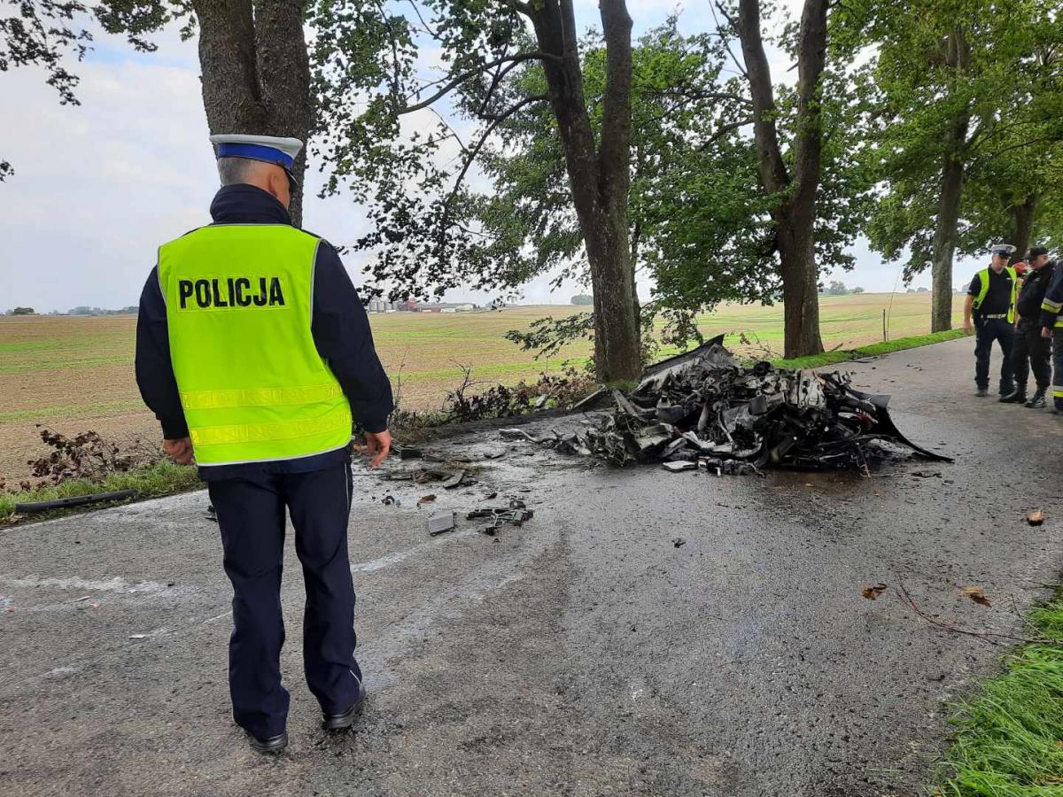 Porsche w ogniu, dwie osoby nie żyją