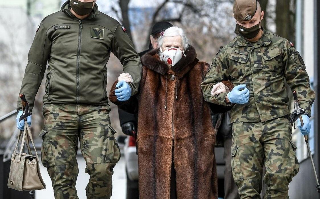 Numer 800 100 115 - infolinia WOT do wsparcia seniorów przestaje działać