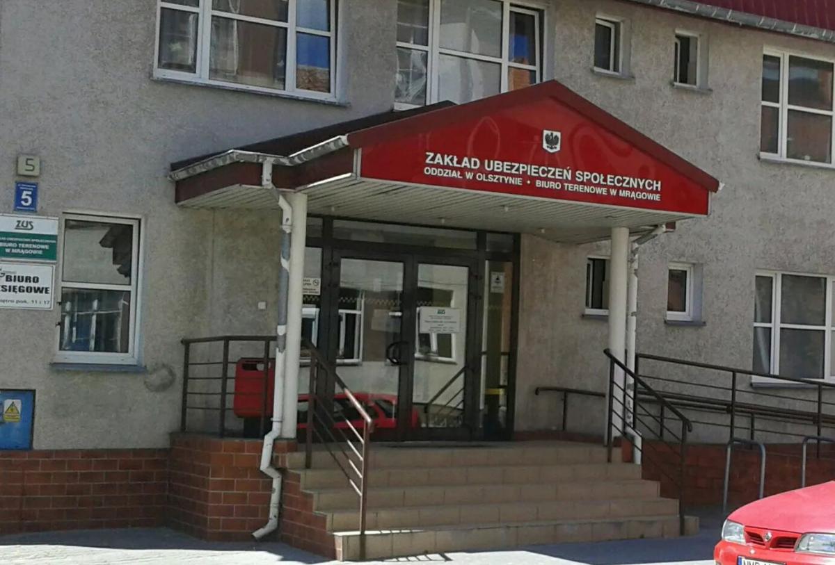 Zasiłek dodatkowy dla rodziców do końca roku szkolnego