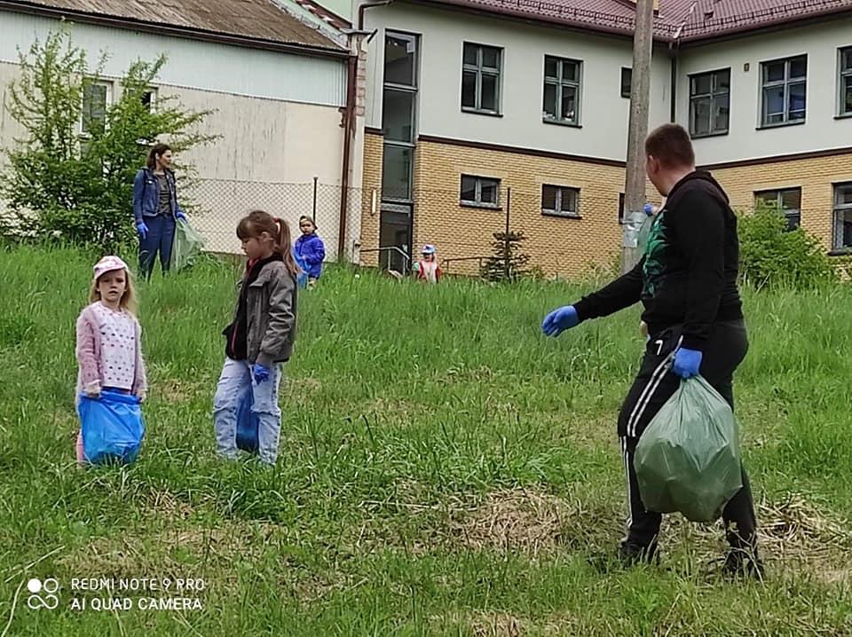 Mieszkańcy sołectwa Sorkwity sprzątają swoją 