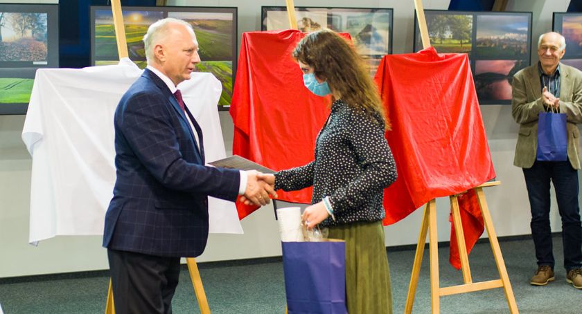 Mrągowskie akcenty przy rozdawaniu nagród w ogólnopolskim konkursie fotograficznym