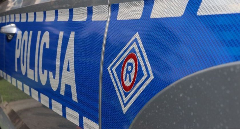 W Bagienicach 13-latka wpadła pod ładowarkę - policja wyjaśnia przyczynę wypadku 