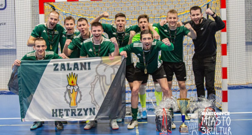 Lider mrągowskiej ligi halowej bezkonkurencyjny w Bartoszycach