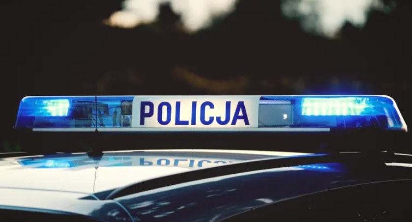 Kłopotliwi turyści - popili, narozrabiali i chcieli odjechać