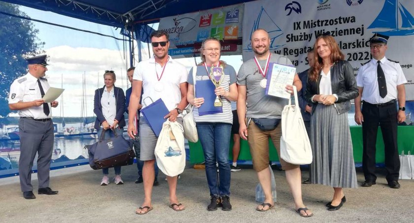 Policjanci z Mrągowa na podium regat w Iławie