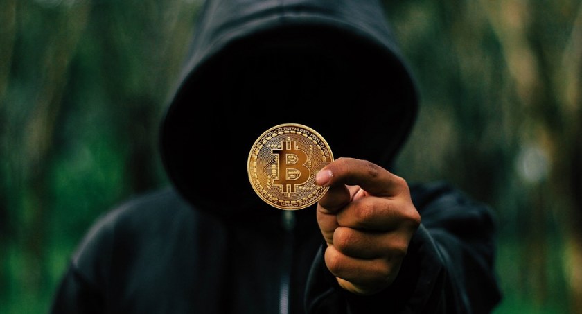 Mieszkanka powiatu mrągowskiego straciła ponad 220 tysięcy - myślała, że inwestuje w kryptowaluty
