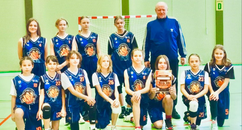 Młode koszykarki z Mrągowa w półfinale mistrzostw województwa!