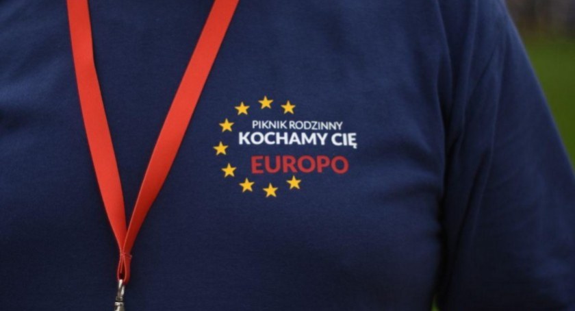 Biała Podlaska: V Rodzinny Piknik Majowy w Parku Radziwiłłów - wjazd klasykiem i radosna zabawa dla całej rodziny
