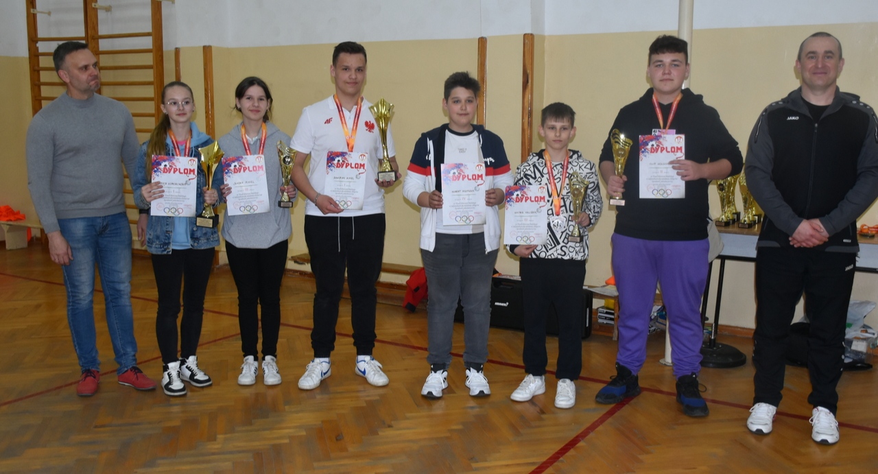 Międzyrzec Podlaski: Finał Powiatu Bialskiego w strzelaniu sportowym dziewcząt i chłopców ze szkół podstawowych