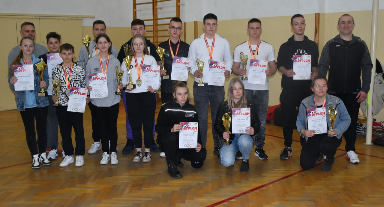 Międzyrzec Podlaski: Finał Powiatu Bialskiego w Strzelaniu Sportowym – Licealiada Strzelecka 