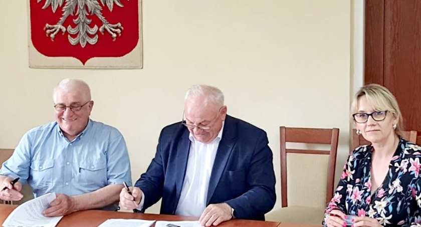 Dofinansowanie na nowe drogi Okczyn - Kostomłoty oraz Kodeń - Dobromyśl 