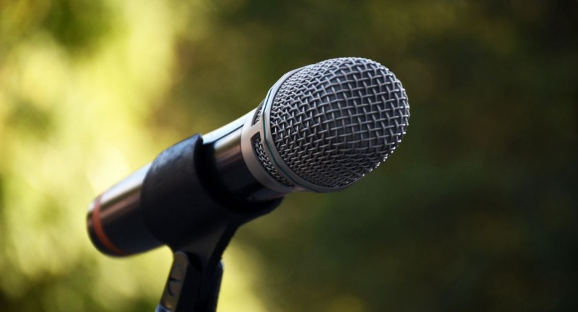 Drelów: Stań się na chwilę konferansjerem i zapowiedz De Mono 
