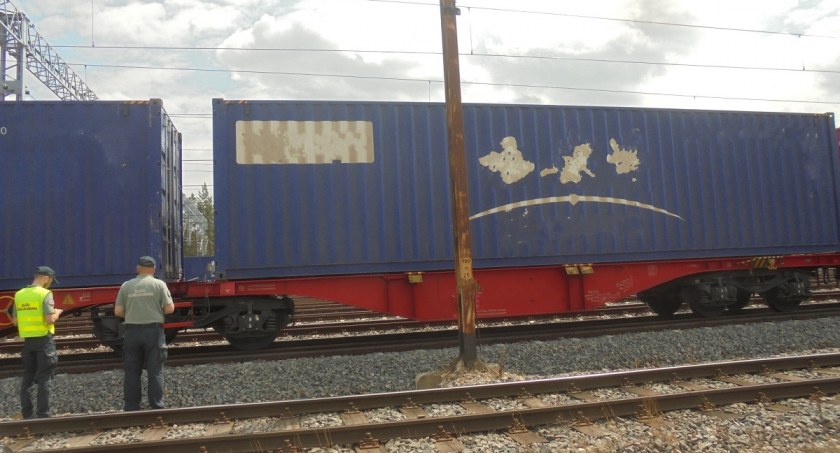 Gmina Terespol: Nielegalny towar ukryty w kontenerze