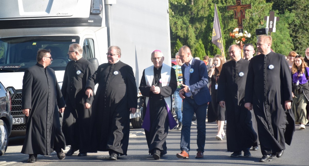 Biała Podlaska: Pielgrzymi na szlaku. Ruszyła 43. Podlaska Pielgrzymka na Jasną Górę 