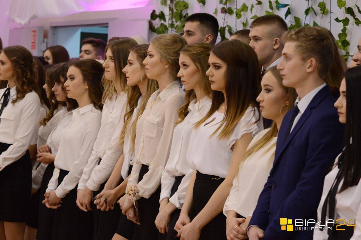 Studniówka w IV LO im. S. Staszica