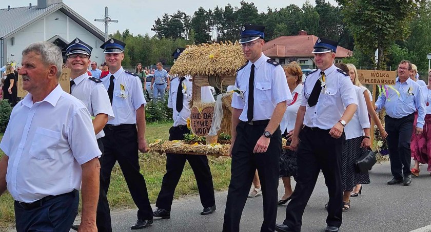 Dożynki gminy Biała Podlaska w Rakowiskach - święto plonów pełne muzyki i radości [ZDJĘCIA]