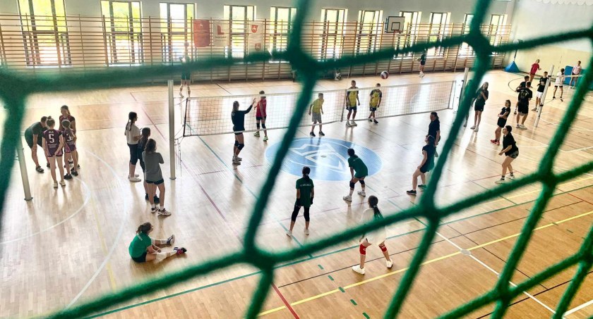 Biała Podlaska: Pierwszy Młodzieżowy Turniej Piłki Siatkowej w Białej Podlaskiej: Integracja Przez Sport
