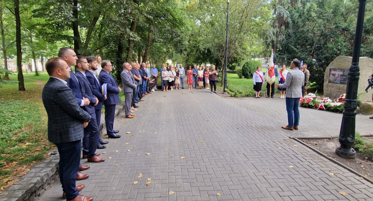 Biala Podlaska: Pamiętają o Solidarności i Wolności. Kolejna rocznica powstania związku zawodowego [ZDJĘCIA]