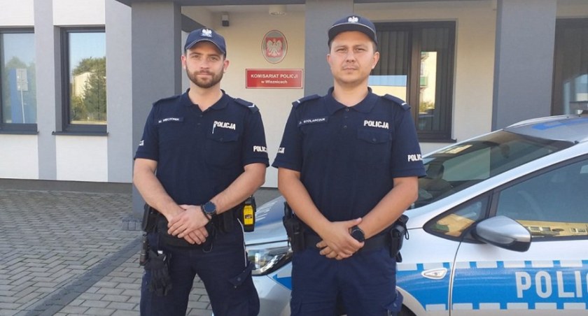 Powiat Bialski: Zasłabł na leśnej drodze. Odnaleźli go policjanci 