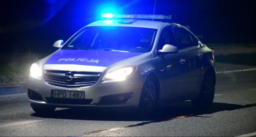 Gmina Międzyrzec Podlaski: Zderzenie na krajowej dwójce w miejscowości Żabce. Osobówka, ciężarówka i ciągnik rolniczy oraz trzy osoby poszkodowane