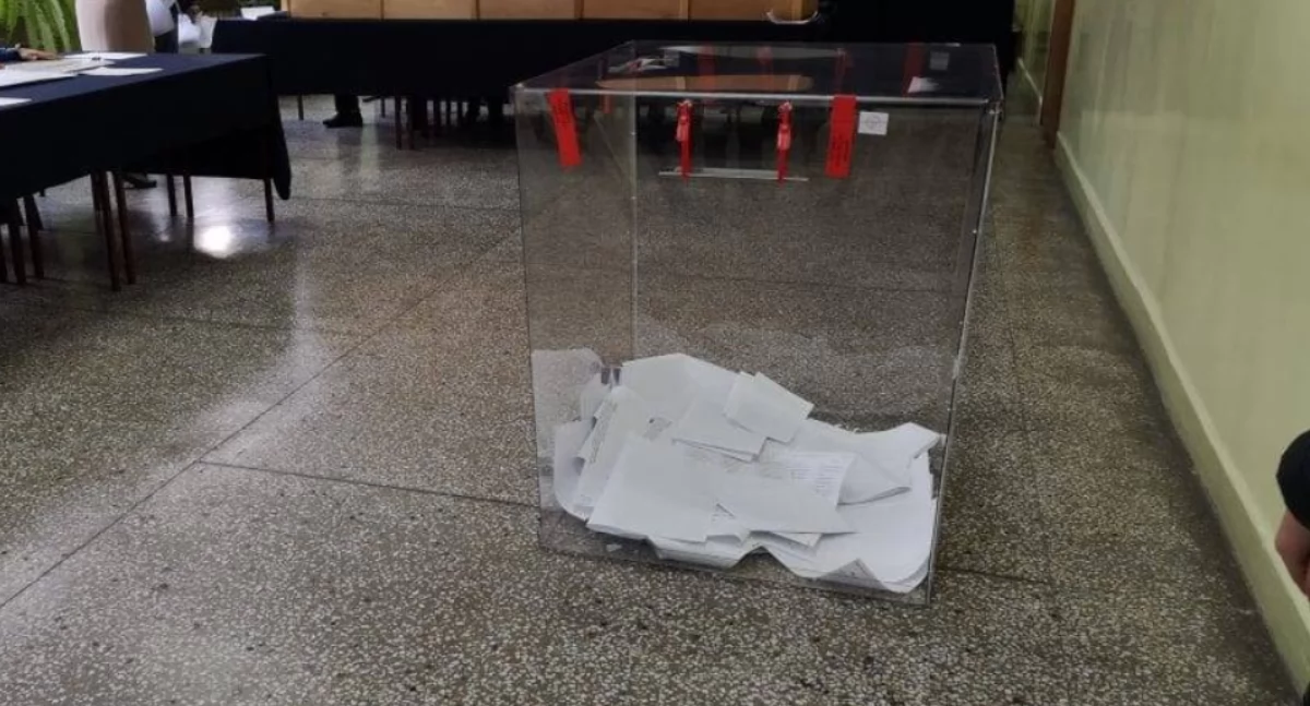 Mamy prognozę wyborczą dla okręgu nr 7 i dla Polski. Największe poparcie dla parti rządzącej, ale większość mandatów zdobywa opozycja 