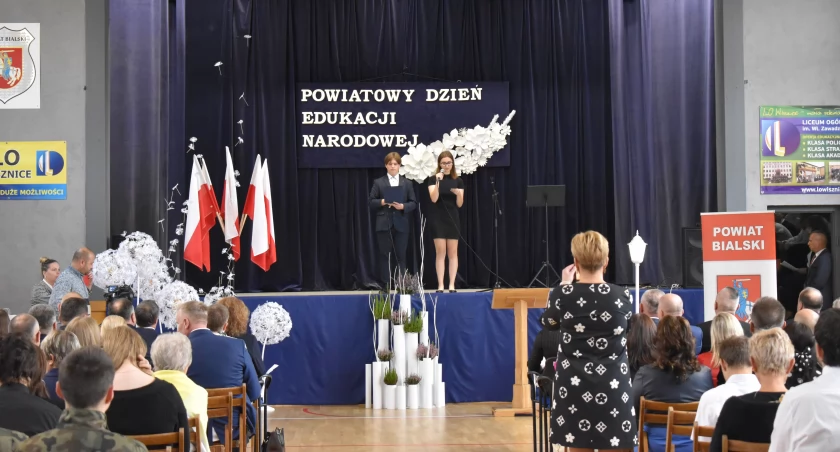 Powiat bialski: Powiatowy Dzień Edukacji Narodowej w Wisznicach: Wyróżnienia, Stypendia i Talent Młodzieży [ZDJĘCIA]