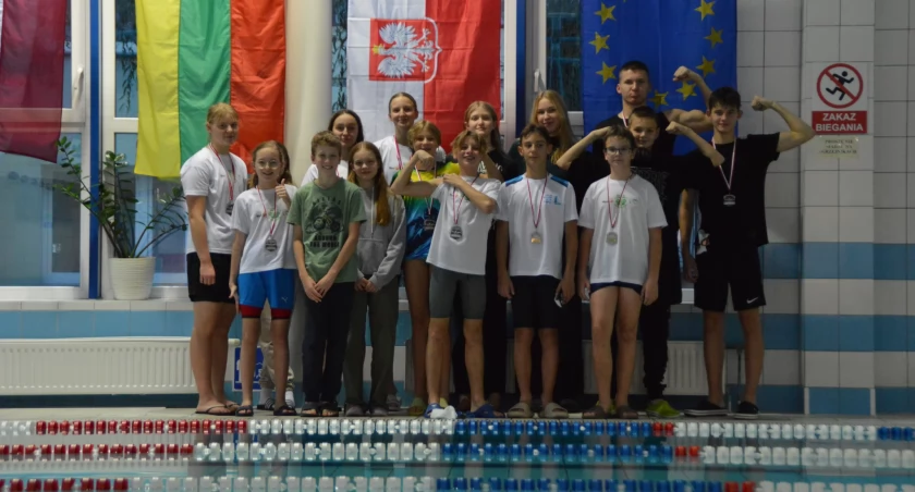 AZS AWF osiągnął sukces na Międzynarodowych zawodach pływackich, zdobywając 20 medali