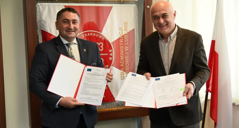 GRANICA: Nowy sprzęt w rękach bialskich celników. Zeskanują samochody i kontenery