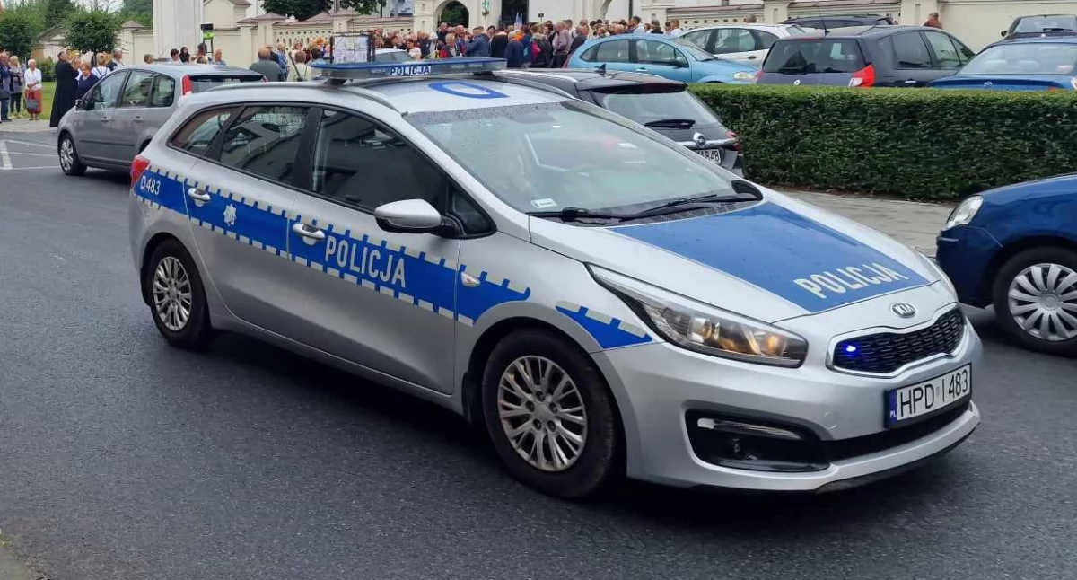 Biała Podlaska: Mężczyzna z Ukrainy ukradł portfel z tysiącem złotych. Został zatrzymany i odpowie za swoje czyny