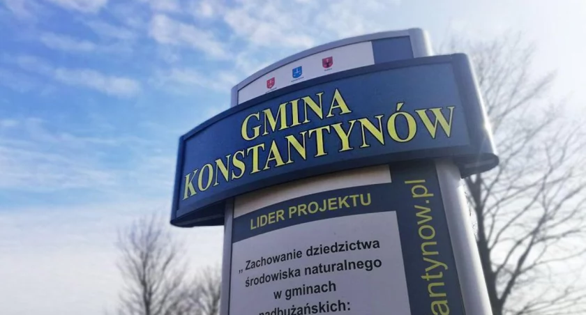 Gmina Konstantynów: Esencję tradycji i historii zaślubin. Spektakl Wesele w Kozieradach odkryje sekrety związane z zwyczajem Zrękowin