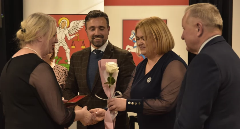 Biała Podlaska: Jubileusz 85-lecia Miejskiej Biblioteki Publicznej - nagrody, wspomnienia i muzyka.