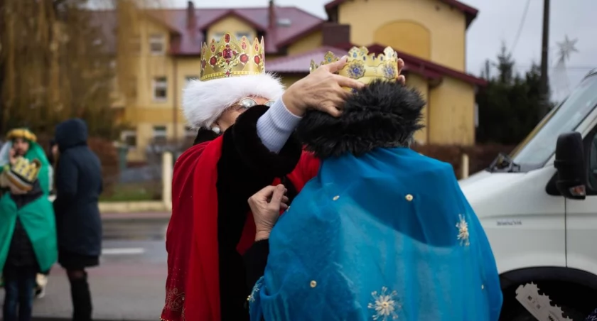 Gmina Leśna Podlaska: II Orszak Trzech Króli. Czekają na Ciebie kolędy, podsumowanie konkursu i słodki poczęstunek. 