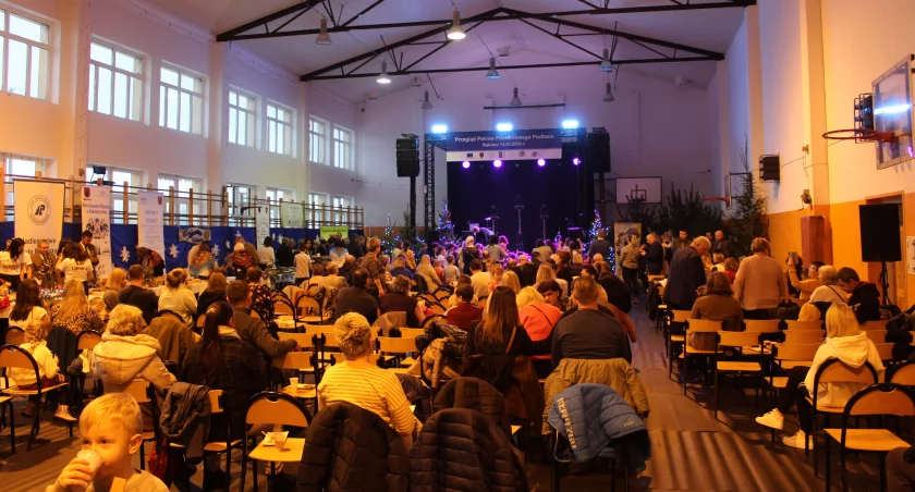 Przegląd Potraw Południowego Podlasia: smak regionu i koncert kolęd - relacja z wydarzenia w Gminie Rokitno