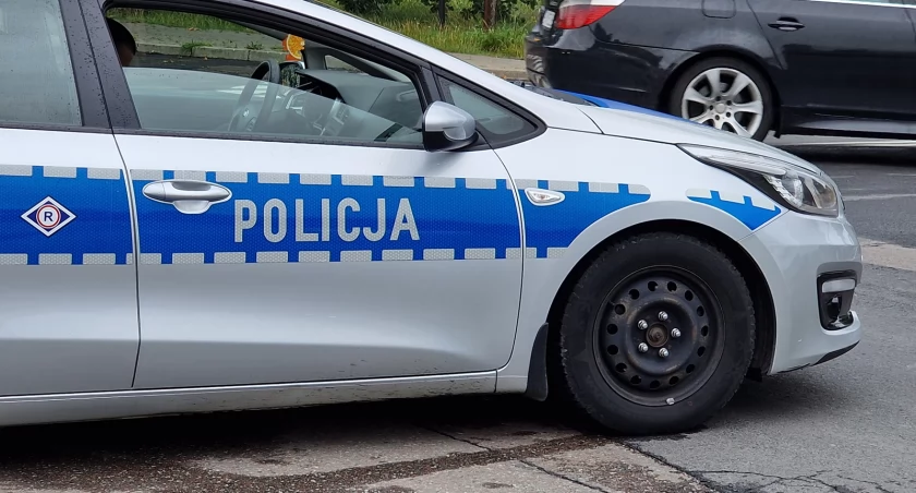 Szokujące oszustwo na portalu społecznościowym: Mężczyzna stracił ponad 100 tys. zł w rzekomej inwestycji, stając się ofiarą fałszywego konsultant