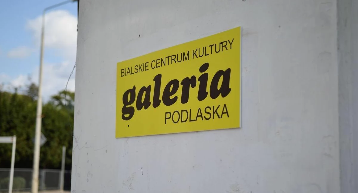 Wernisaż drzeworytów - Moja droga do dojrzałości. Styl kunsztowny, tematyka związana z dorastaniem w Białej Podlaskiej