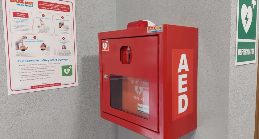 Wojewódzki Ośrodek Ruchu Drogowego w Białej Podlaskiej jest teraz wyposażony w AED