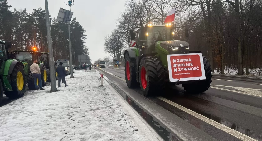 Rolnicy poraz kolejny wyjeżdżają na drogi. Szykują się utrudnienia w ruchu