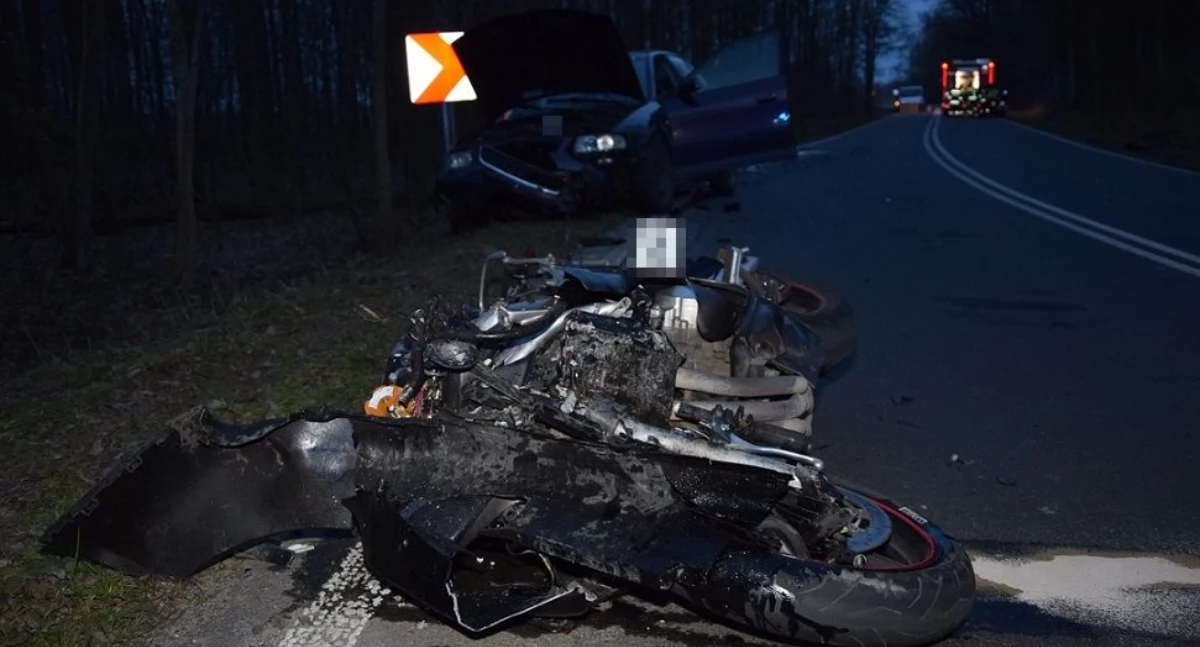 Wypadek w Witulinie: Motocykl kontra Audi, 18-latek ranny. 